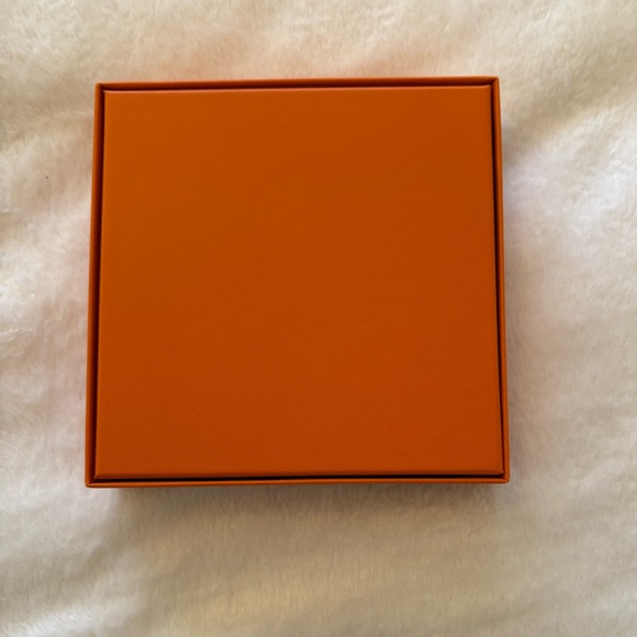 Small hermes' gift box - Picture 3 of 3